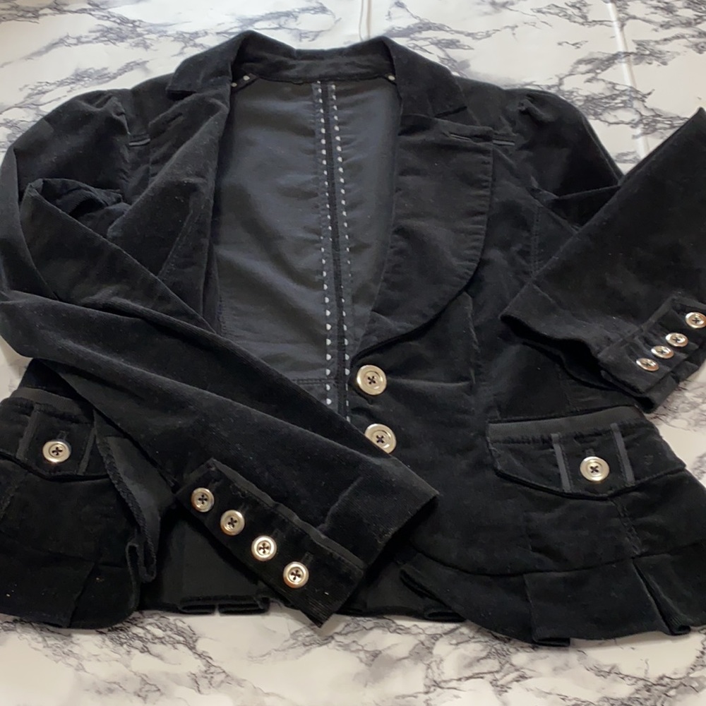 Jacket - Picture 8 of 11